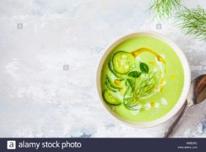 sopa de remolacha vegana