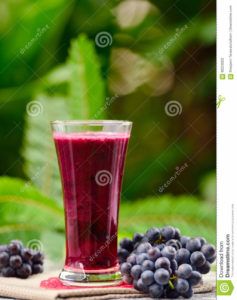 zumo de uva natural